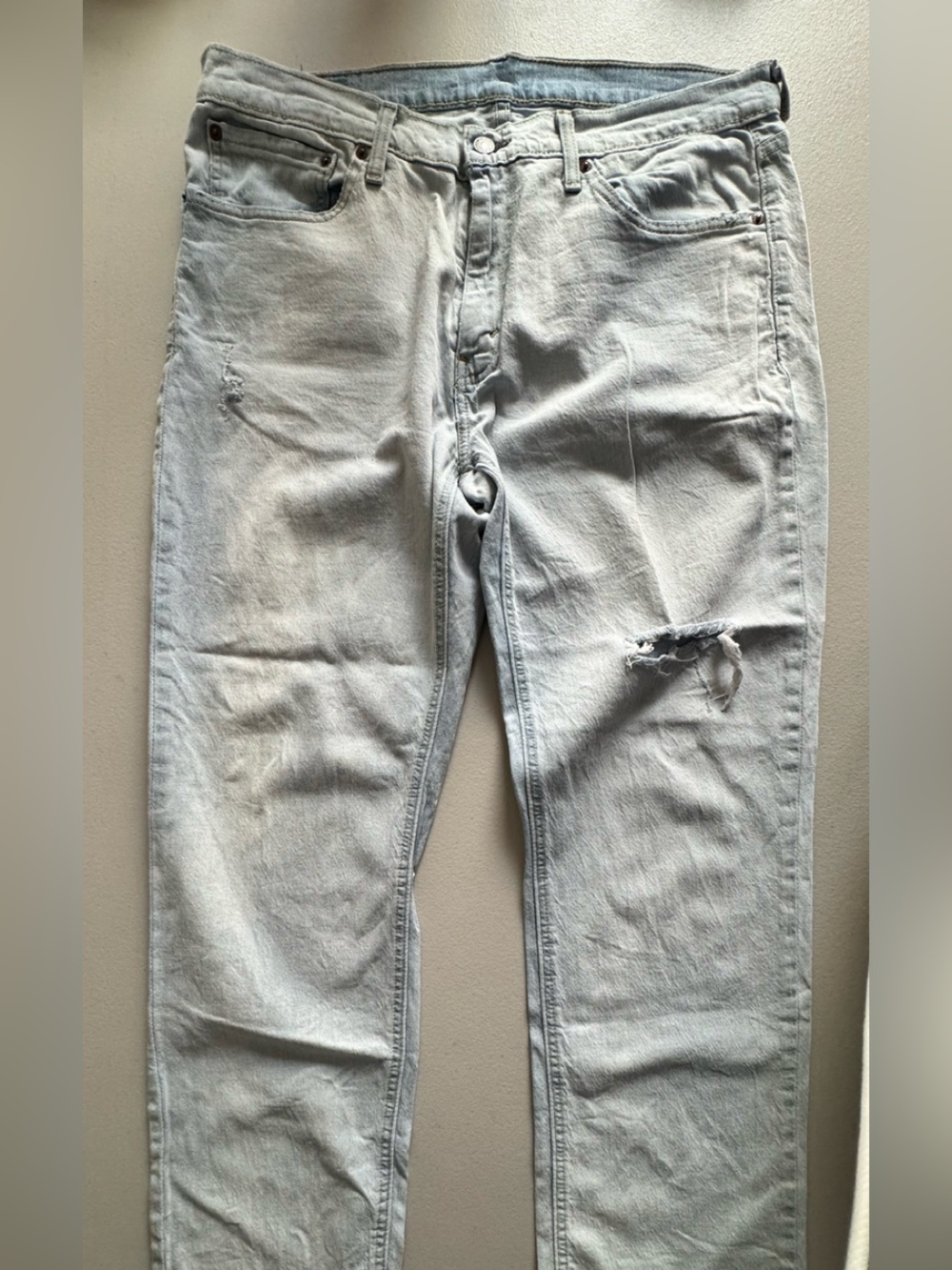 Levi's Light Gray Straight Jeans